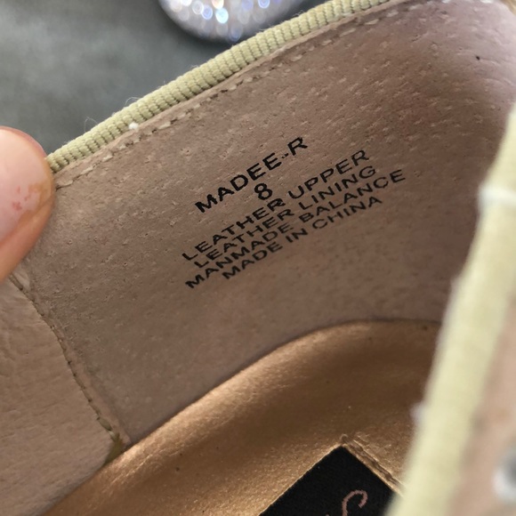 Steve Madden Flats Taupe Rhinestone, size 8 - Picture 6 of 6